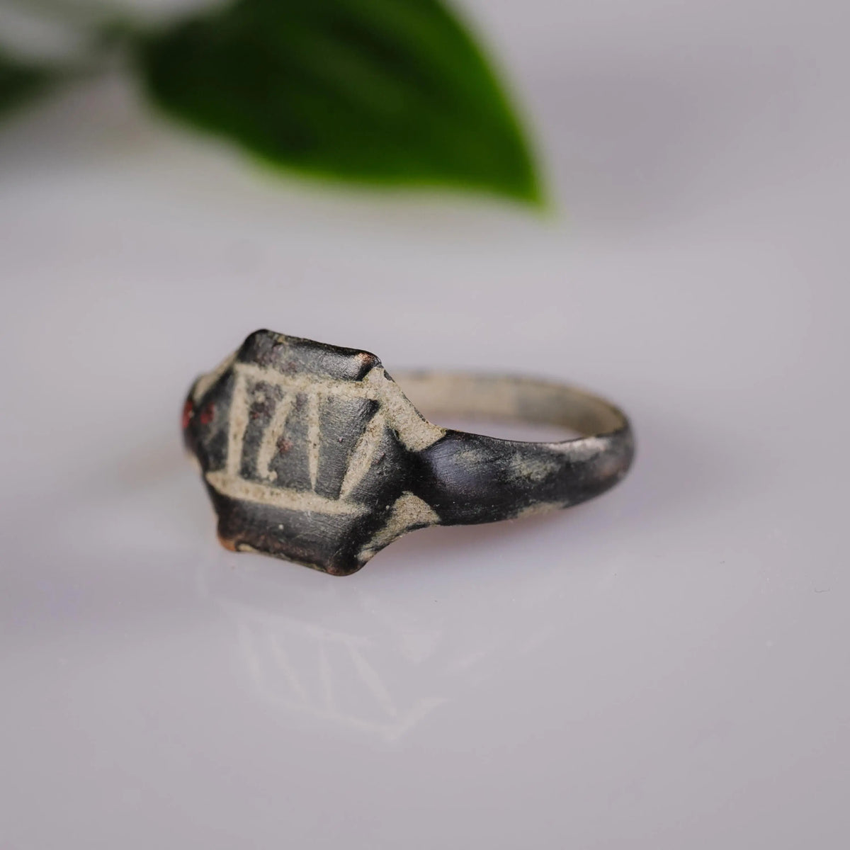 Roman Bronze Ring 'Numerius' (1st-4th c. CE) EU 53/US 6.5