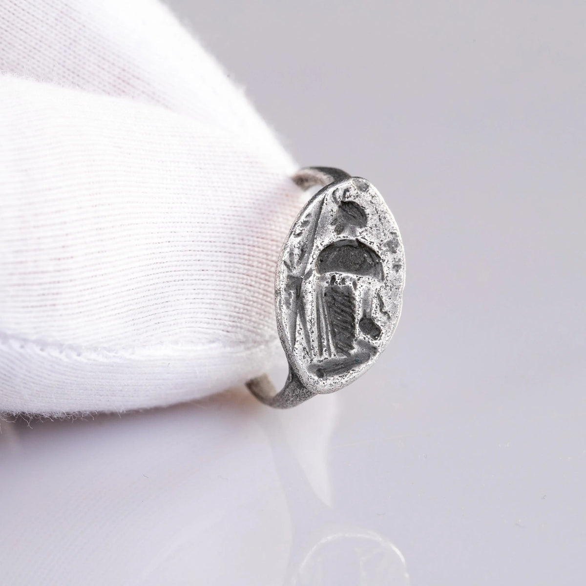 Roman Silver Intaglio Ring 'Diana' (1st-3rd BCE/CE) EU 54/US 7